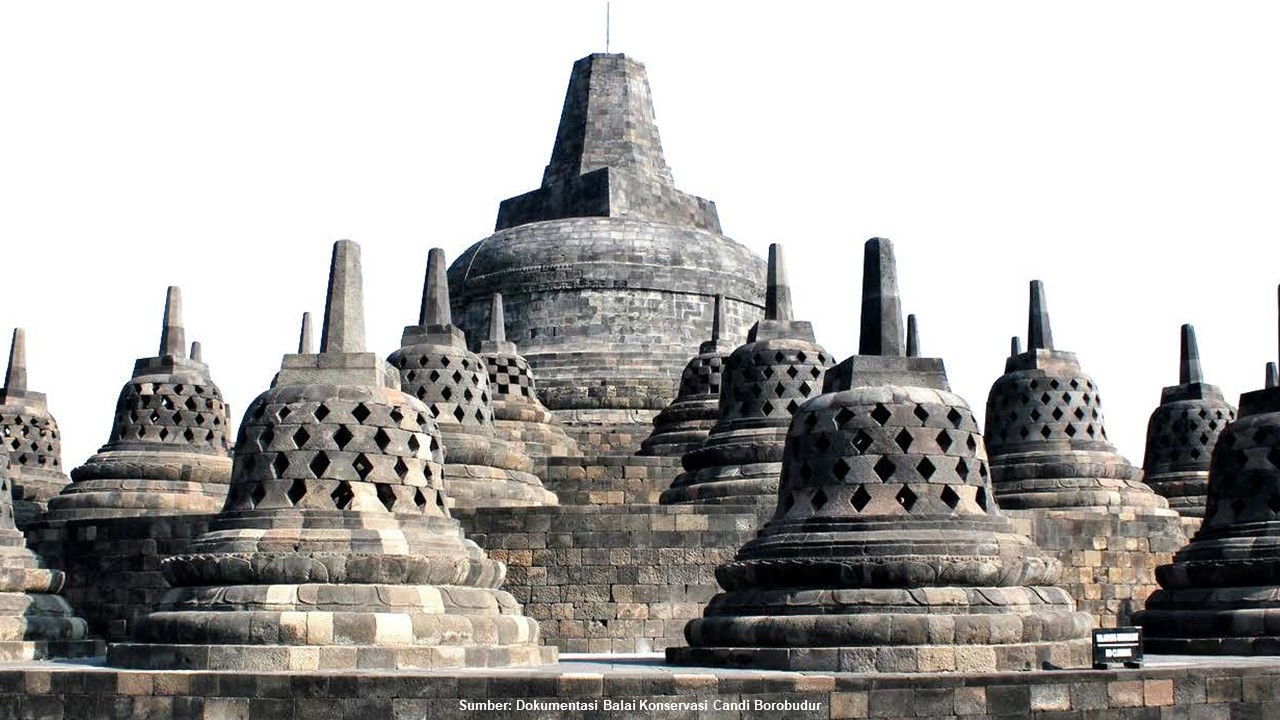 Gambar sampul Melestarikan Borobudur