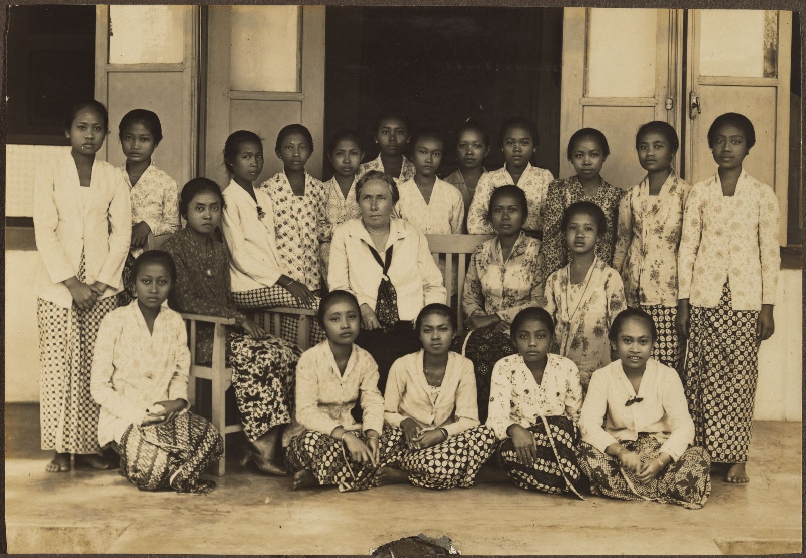 Gambar sampul "ASN" IMPIAN KARIR IBU KU YANG TERTUNDA