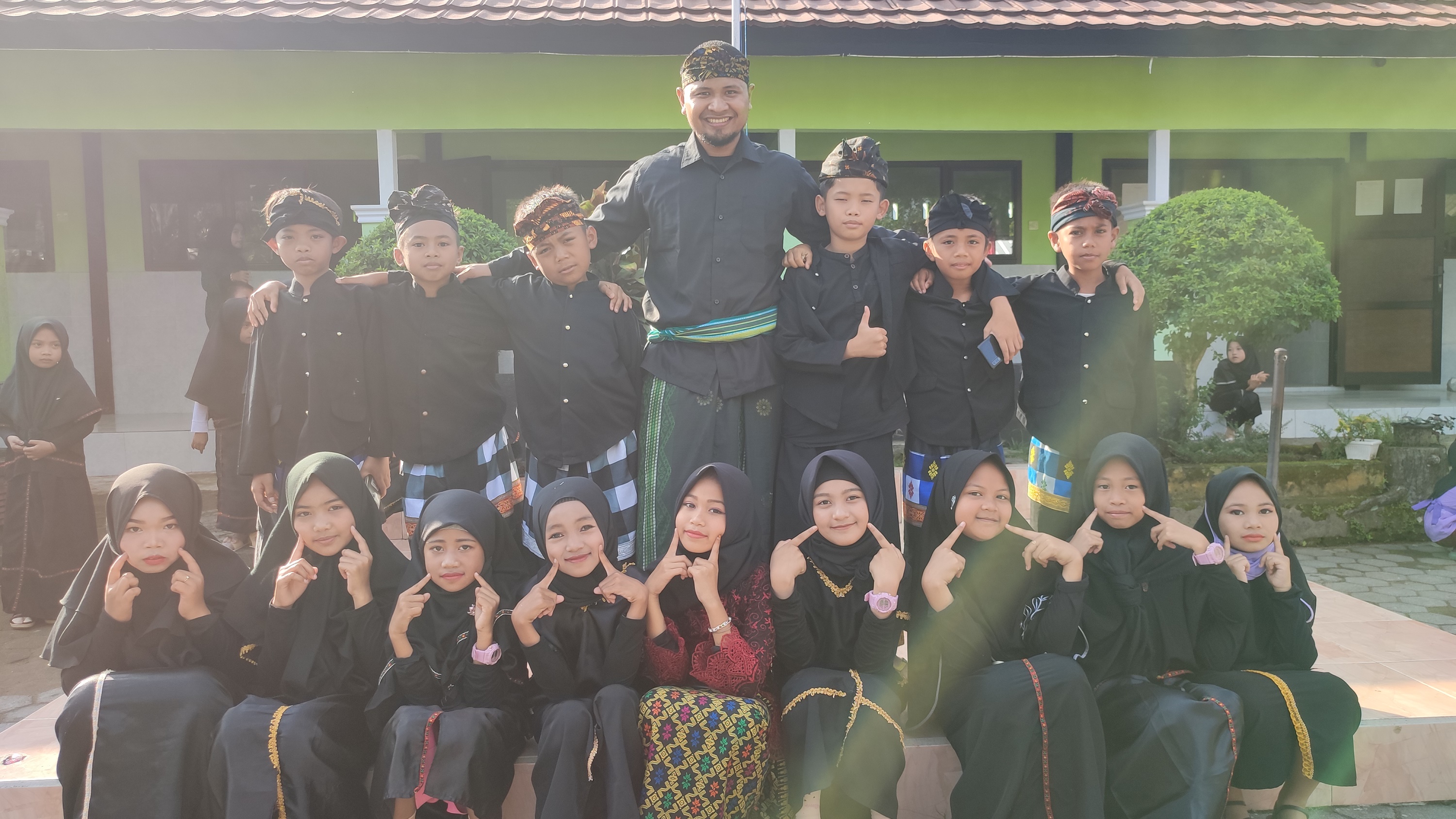 Gambar sampul Cerita dari Tempat Dinasku : Guru Medanku Hebat
