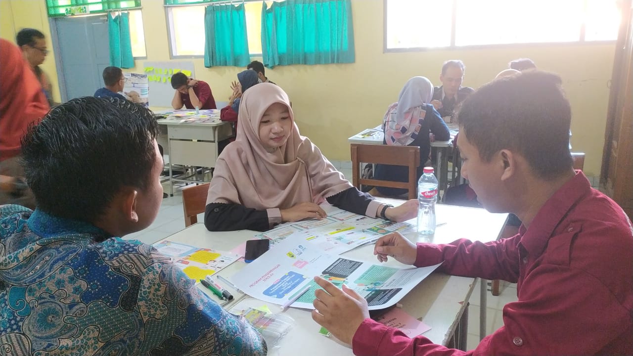 Gambar sampul Refleksi Guru Penggerak: Menyiapkan ASN Guru Menjadi Pemimpin Perubahan