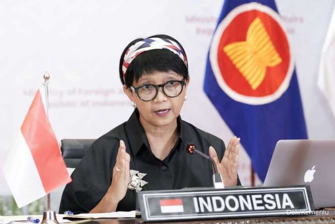 Gambar sampul Dari Jeng yah Ke Bu Prani Hingga Retno Marsudi