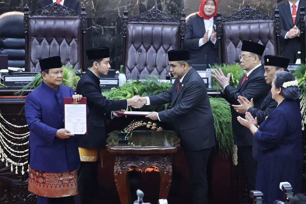 Gambar sampul "Membangun Indonesia: Kementerian Baru untuk Era Inovasi dan Keberlanjutan"