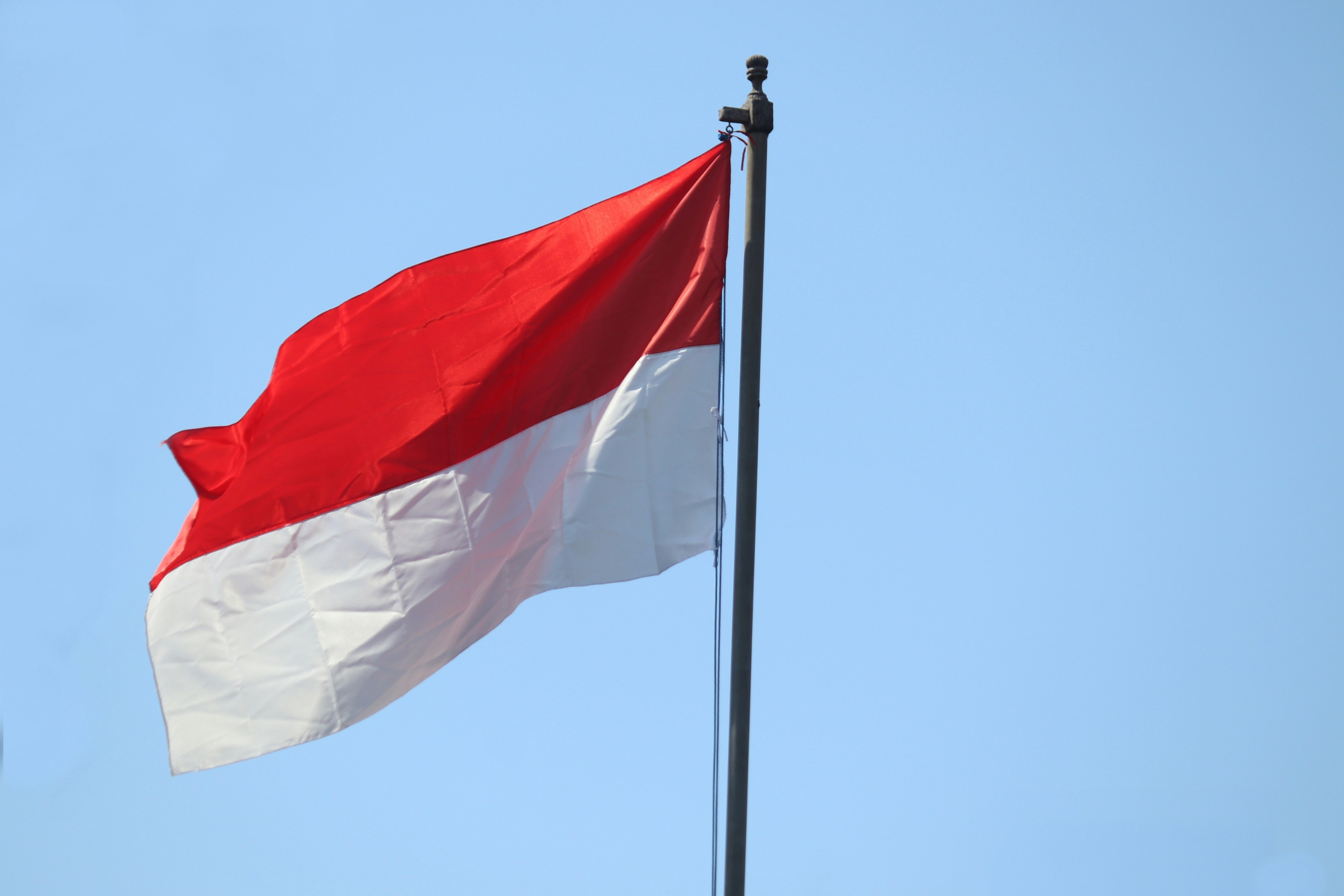 Gambar sampul Kabinet, Keuangan dan Aparatur Negara