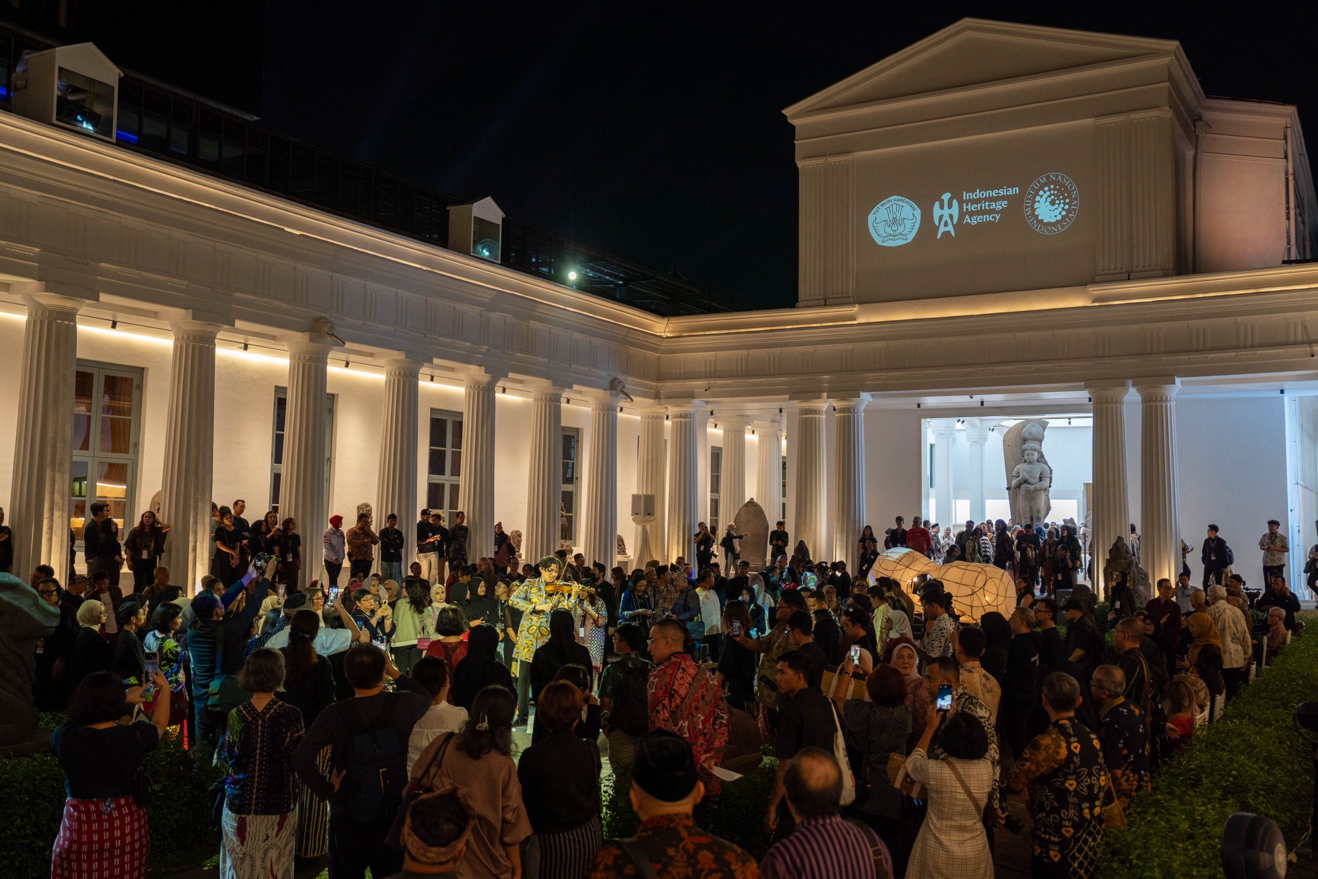 Gambar sampul Kementerian Kebudayaan dan Kemajuan Pengelolaan Museum di Indonesia