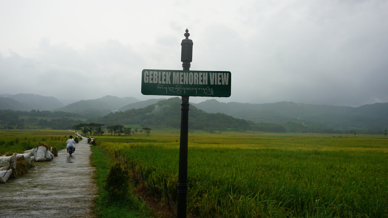 Geblek Menoreh View, Angkringan Bernuansa Sawah di Kulon Progo