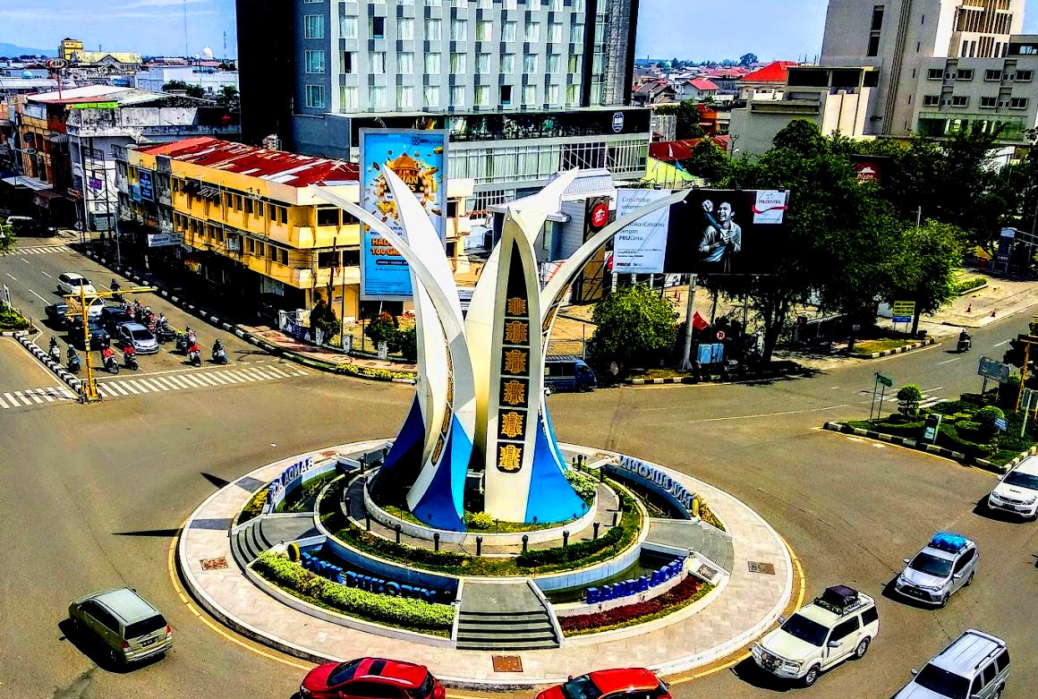 Tugu Simpang Lima Banda Aceh, Markah Bersejarah di Serambi Mekkah