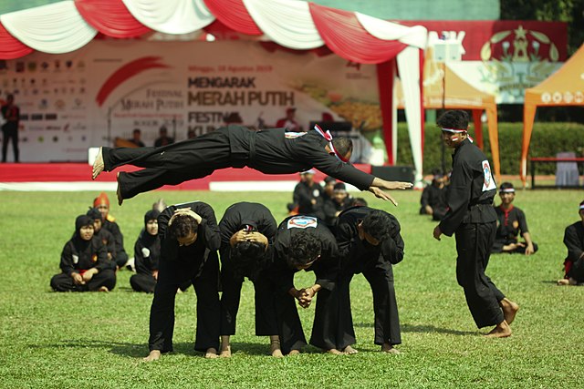 14+ Olahraga Tradisional Indonesia, Kekayaan Warisan Nusantara yang ...